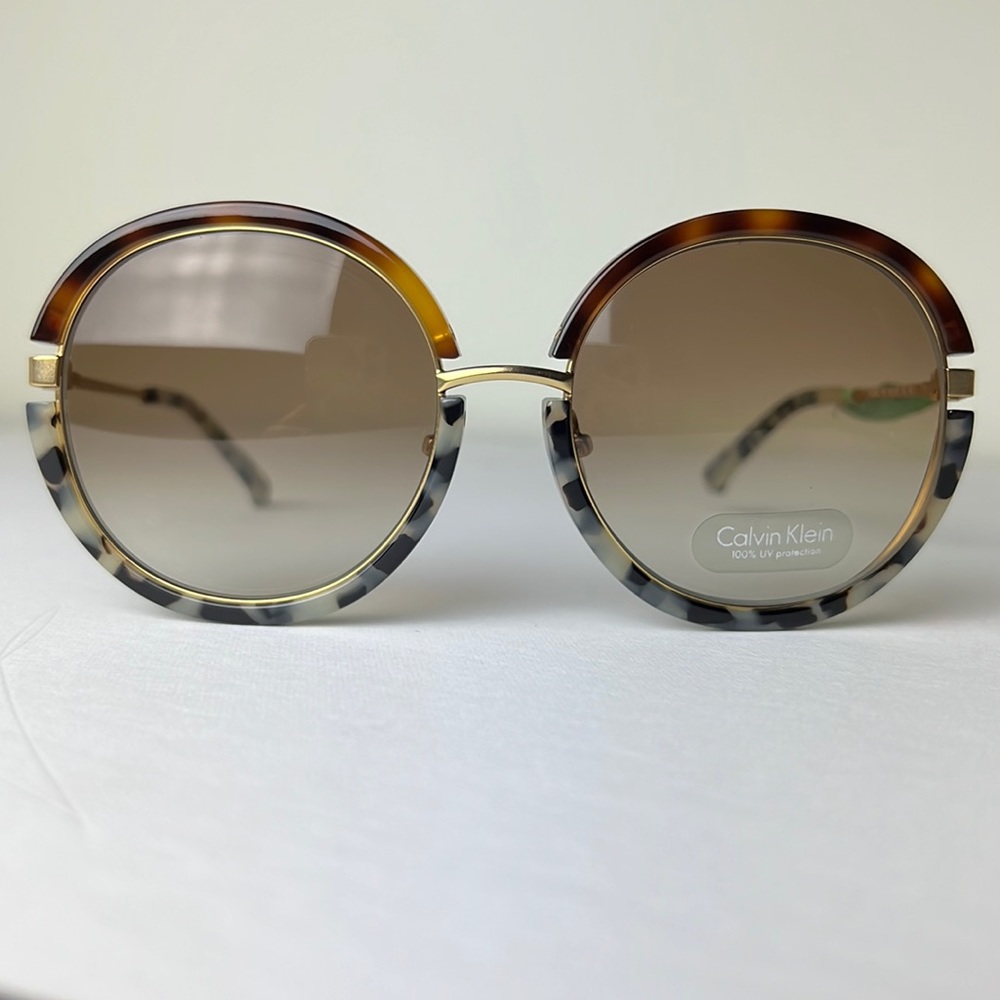 NWT Calvin Klein sunglasses